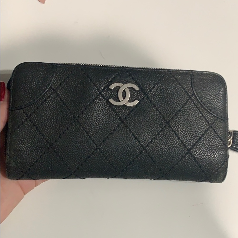 Vintage Chanel wallet